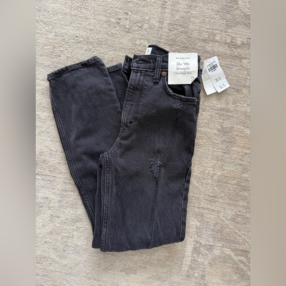 Abercrombie & Fitch 90s Ultra High Rise Straight Jeans 24S